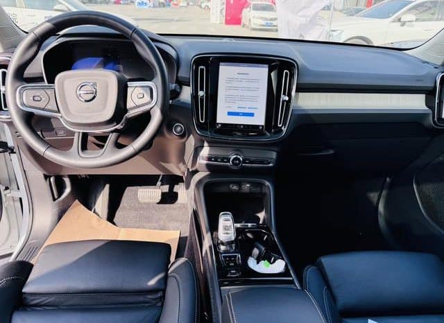 
								Volvo XC40, 2022 full									