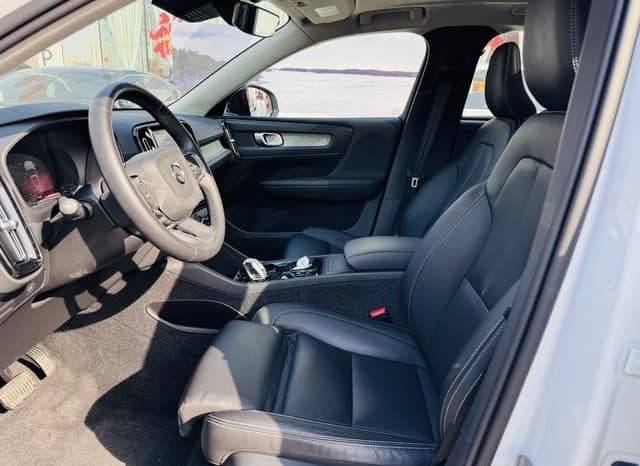 
								Volvo XC40, 2022 full									