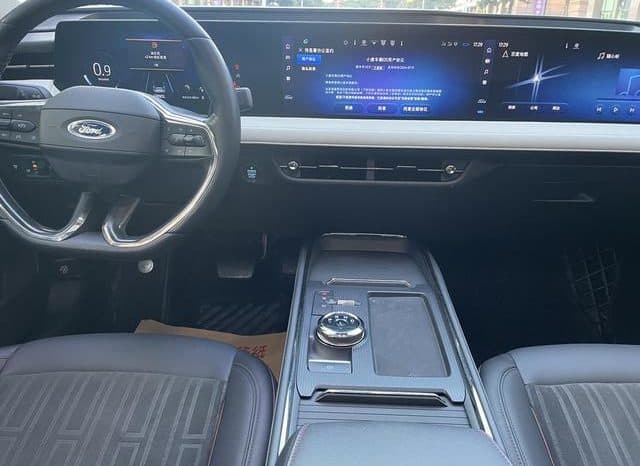 
								Ford Mondeo (V), 2022 full									