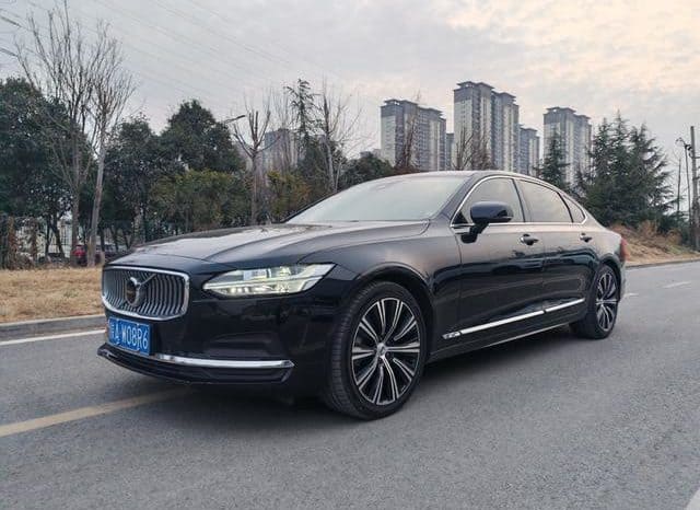 67b6d56e21111 Volvo S90, 2023