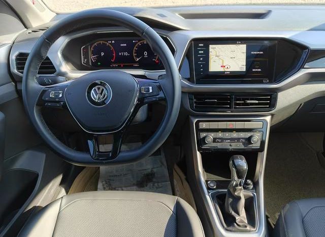 
								Volkswagen T-Cross, 2020 full									