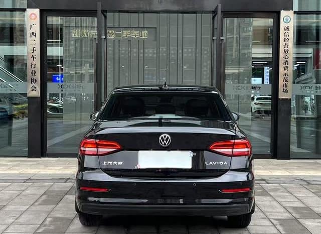 
								Volkswagen Golf 7 (Lavida), 2022 full									