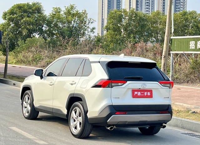 
								Toyota RAV4 (IV), 2021 full									