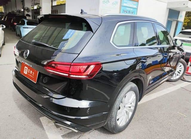 
								Volkswagen Touareg, 2021 full									