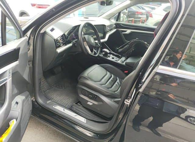 
								Volkswagen Touareg, 2021 full									