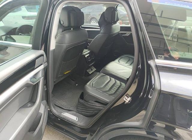 
								Volkswagen Touareg, 2021 full									