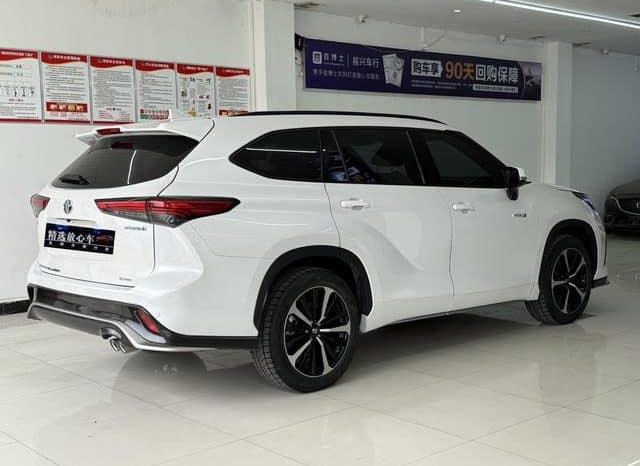 
								Toyota Highlander, 2022 full									