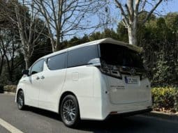 
										Toyota Vellfire, 2022 full									