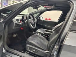 
										Volkswagen ID.3, 2024 full									