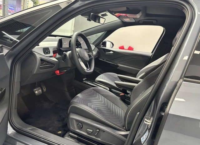 
								Volkswagen ID.3, 2024 full									