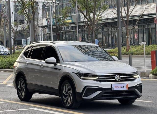 
								Volkswagen Tiguan L, 2022 full									