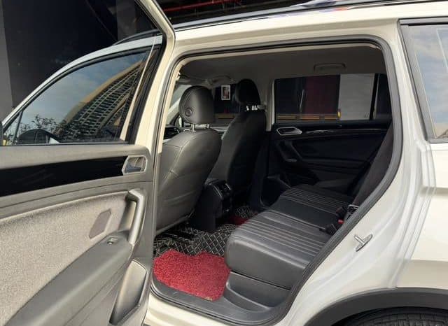 
								Volkswagen Tiguan L, 2022 full									
