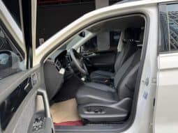 
										Volkswagen Tiguan L, 2022 full									