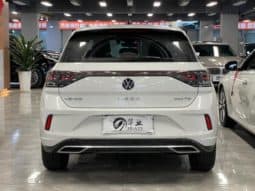 
										Volkswagen T-Roc, 2024 full									