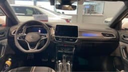 
										Volkswagen T-Roc, 2024 full									