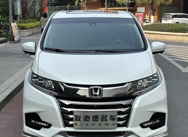
								Honda Odyssey, 2021 full									