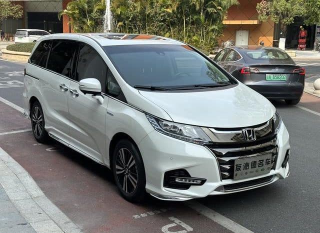 
								Honda Odyssey, 2021 full									