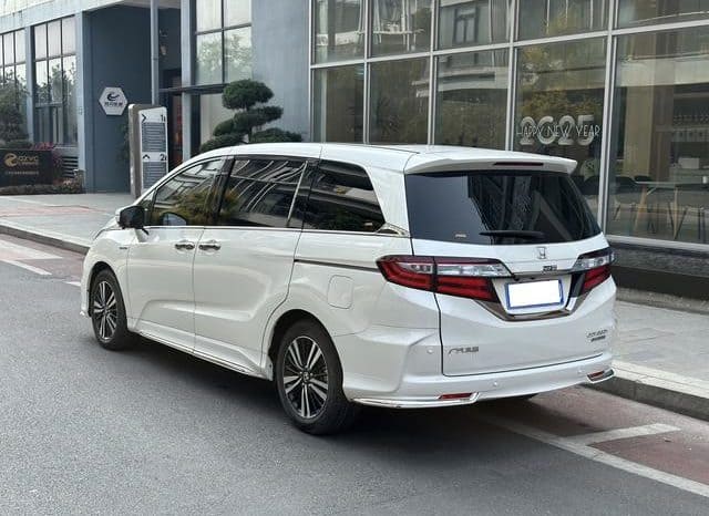 
								Honda Odyssey, 2021 full									