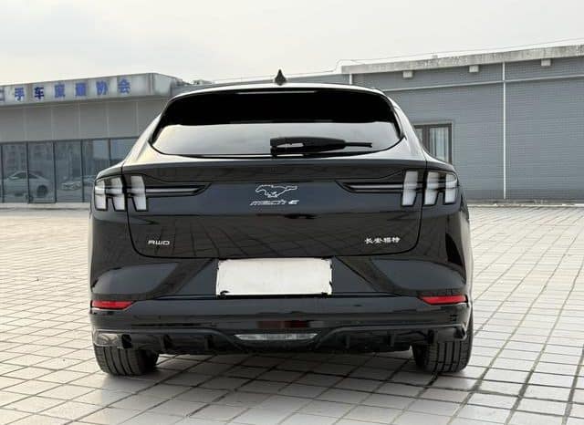 
								Ford Mustang Mach-E, 2023 full									
