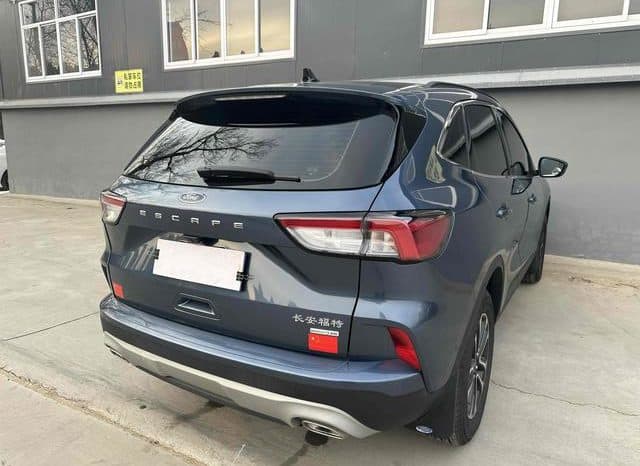 
								Ford Escape (IV), 2022 full									