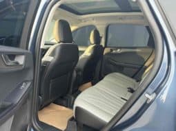 
										Ford Escape (IV), 2022 full									