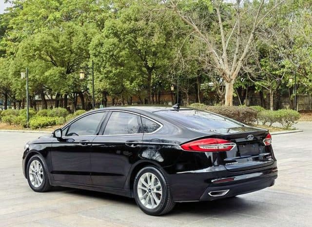 
								Ford Mondeo (V), 2021 full									