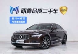 67b88164a1174 Volvo S90, 2021