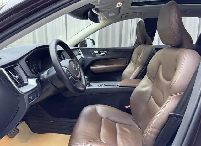 
								Volvo XC60, 2020 full									