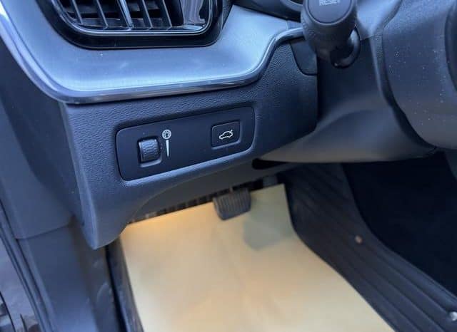 
								Volvo XC60, 2020 full									