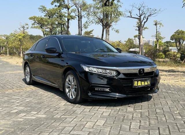 
								Honda Accord, 2020 full									