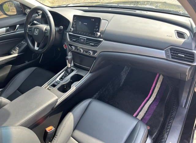 
								Honda Accord, 2020 full									