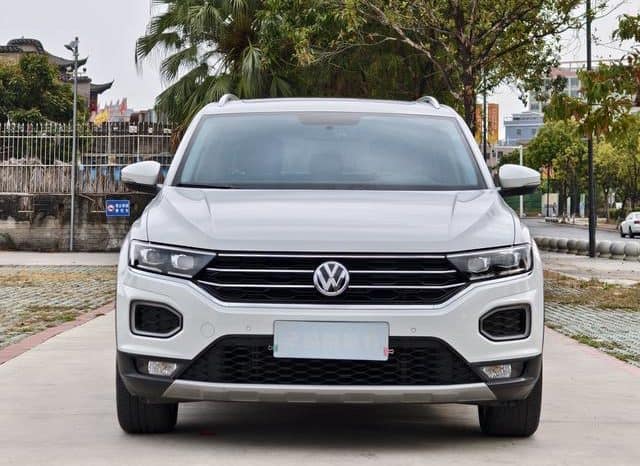 
								Volkswagen T-Roc, 2020 full									