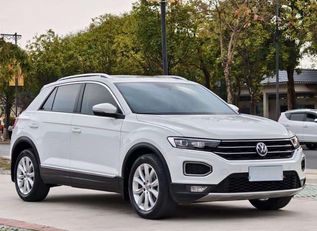 
								Volkswagen T-Roc, 2020 full									