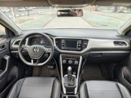 
										Volkswagen T-Roc, 2020 full									