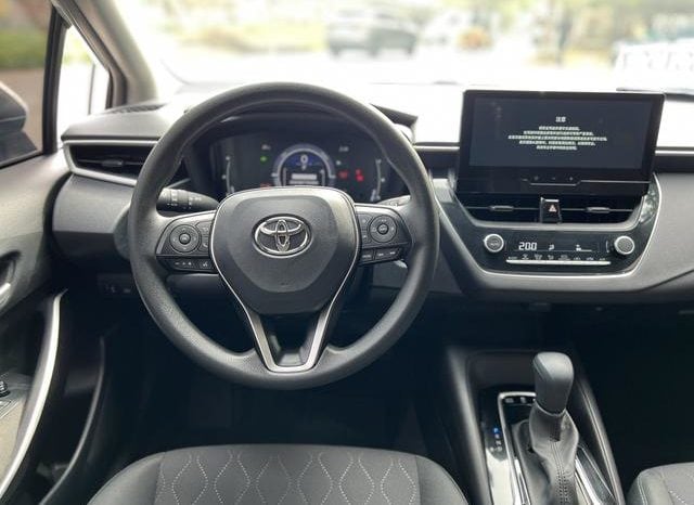 
								Toyota Corolla (XII), 2024 full									