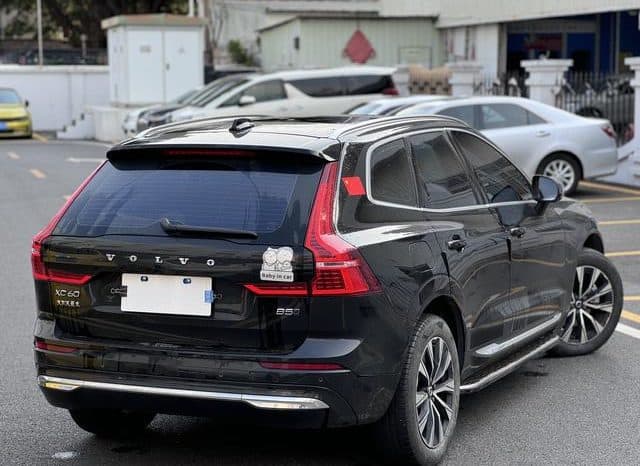 
								Volvo XC60, 2022 full									