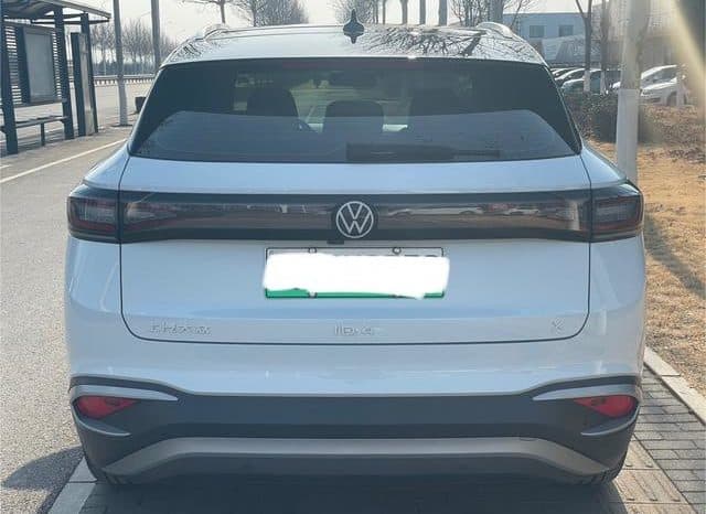 
								Volkswagen ID.4 X, 2024 full									