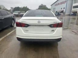 
										Nissan Altima (VI), 2021 full									