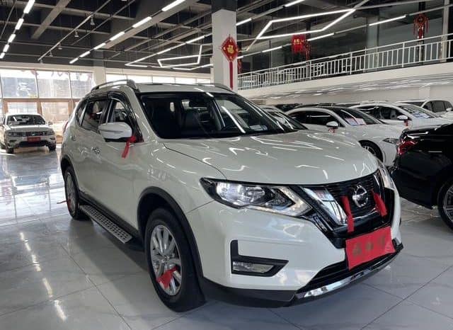 
								Nissan X-Trail (III), 2020 full									