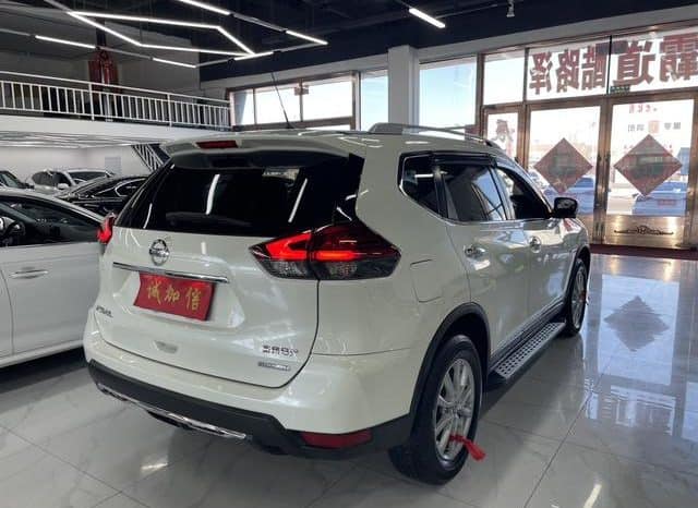 
								Nissan X-Trail (III), 2020 full									