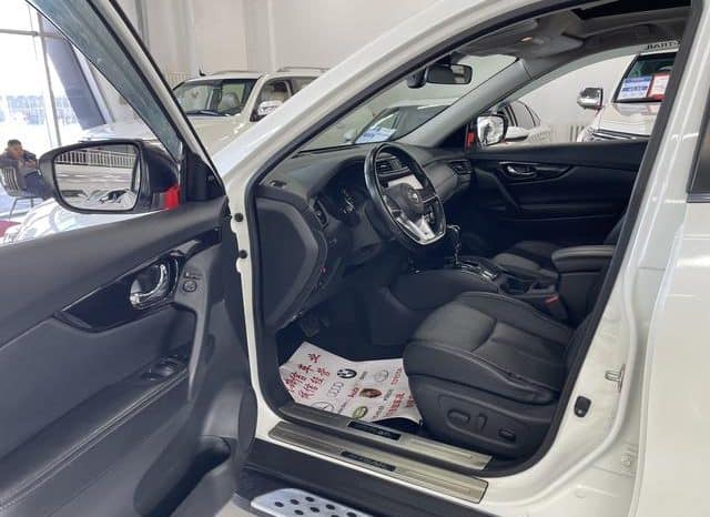 
								Nissan X-Trail (III), 2020 full									
