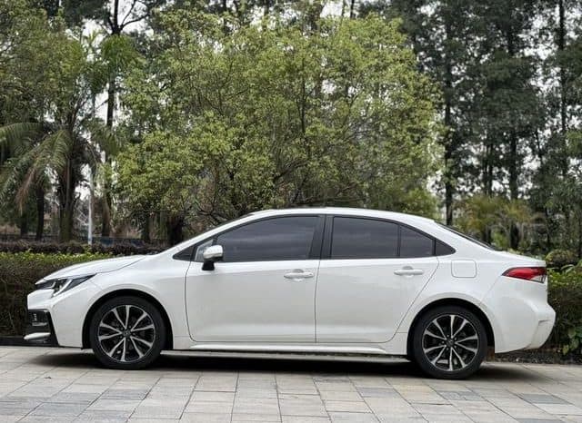 
								Toyota Levin, 2021 full									