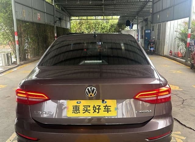 
								Volkswagen Golf 7 (Lavida), 2021 full									
