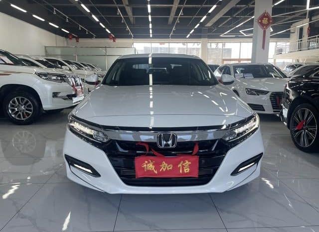 
								Honda Accord, 2021 full									