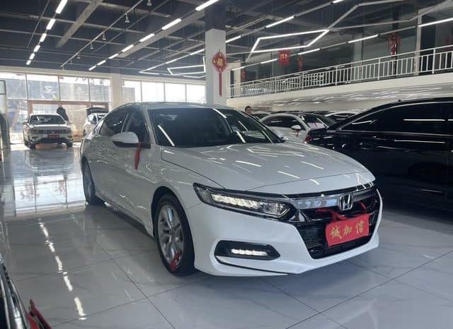 
								Honda Accord, 2021 full									