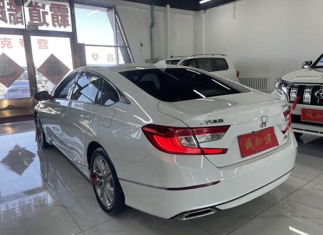 
								Honda Accord, 2021 full									