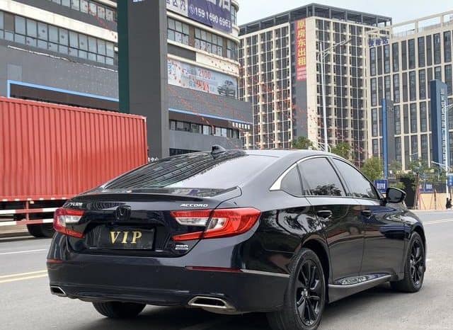 
								Honda Accord, 2021 full									