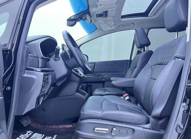 
								Honda Elysion, 2022 full									