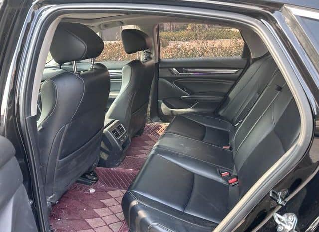 
								Honda Accord, 2023 full									