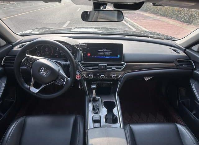 
								Honda Accord, 2023 full									